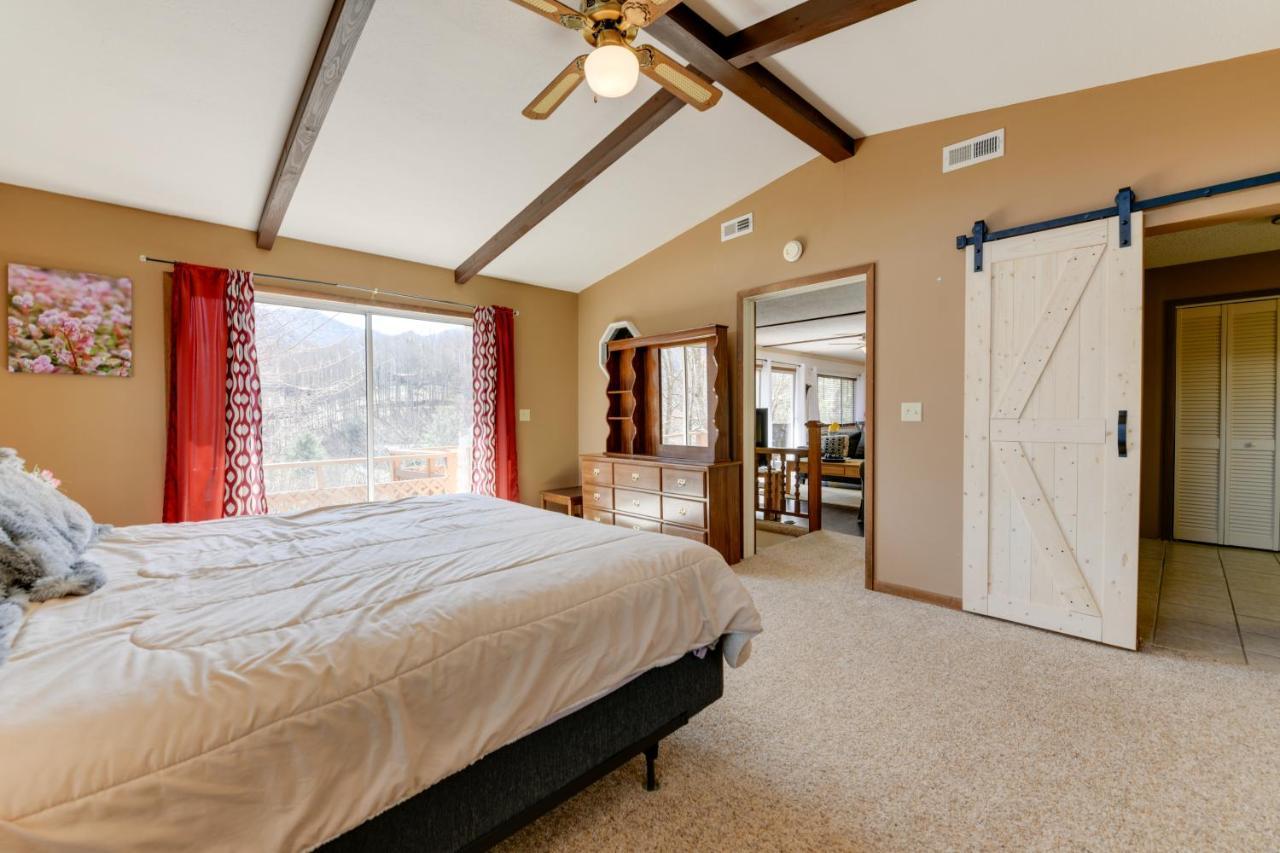 Mountain-View Maggie Valley House With Spacious Deck Экстерьер фото